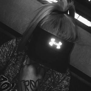 Meet your Posher, Whitney